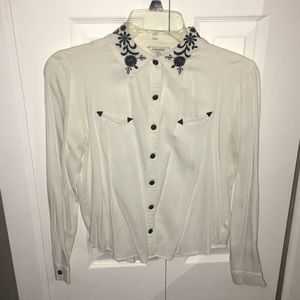 White & black embroidered button down